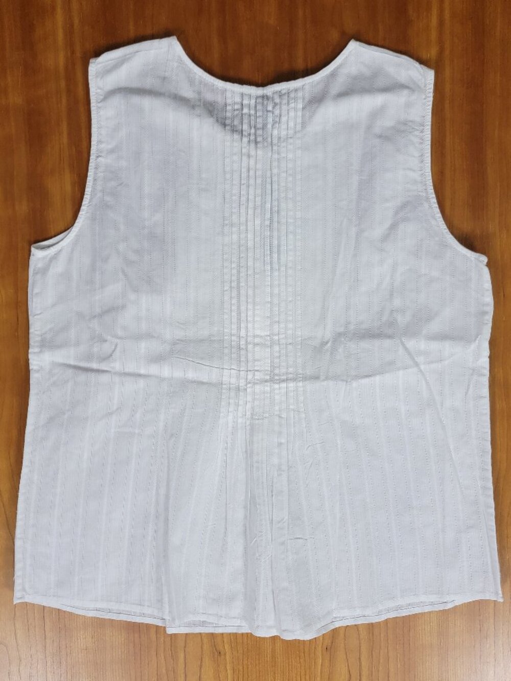 NWT Preswick & Moore White Sleeveless Cotton Pintuck Blouse - L - Picture 6 of 8